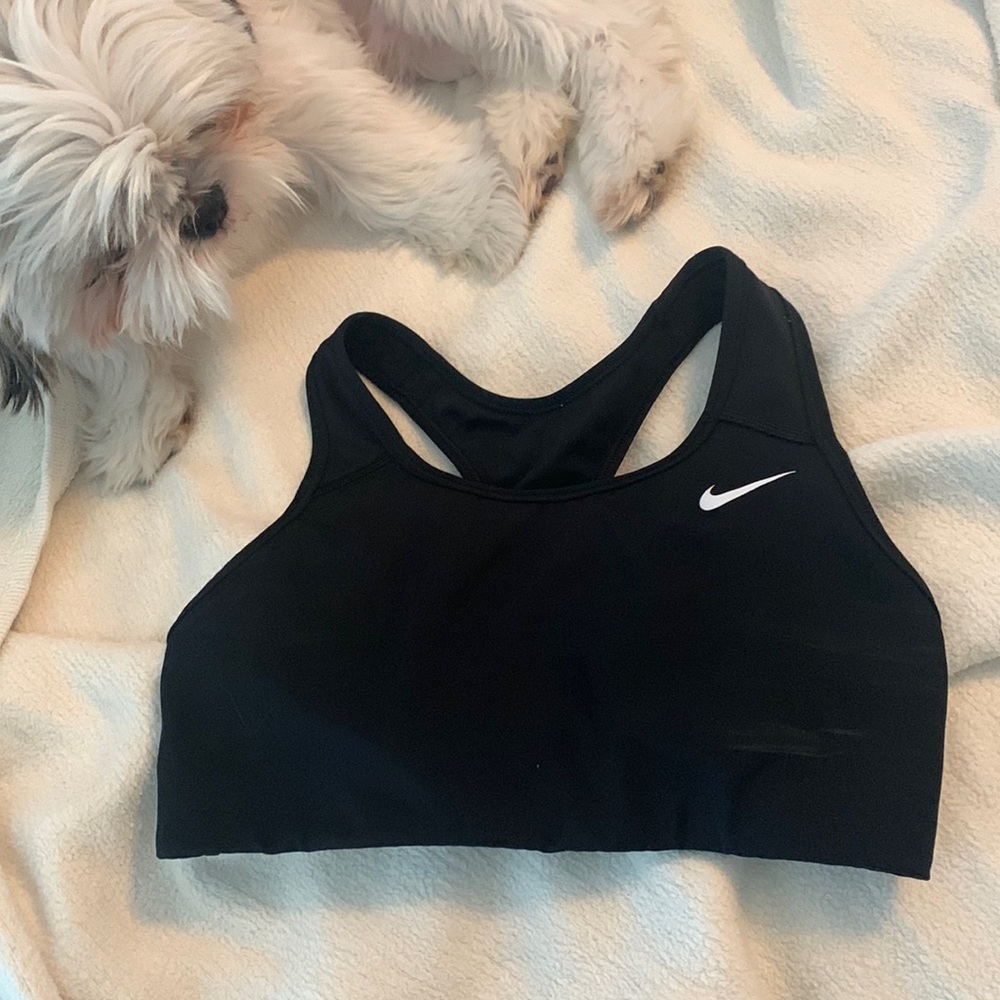 Black Nike sports bra XS